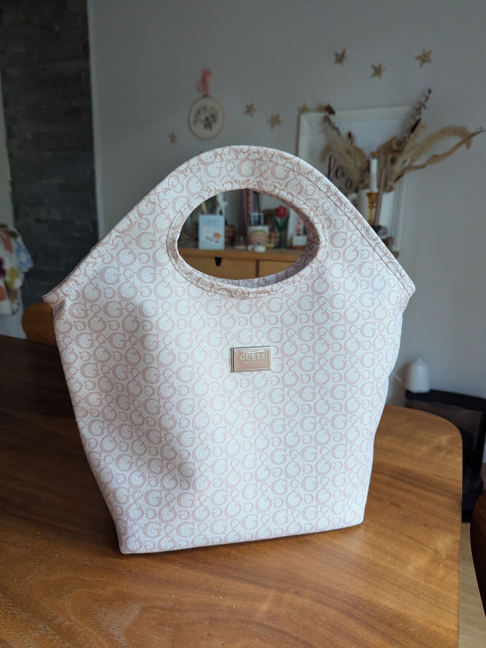 GUESS Lunch Bag